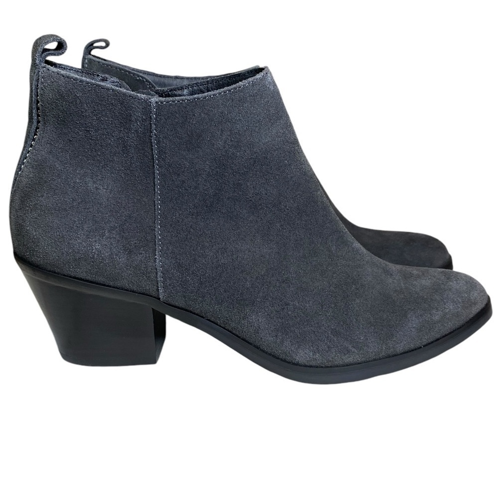 Dolce Vita Elza Dark Gray Suede Studded Pointed Toe Ankle Boots Women's Size 8.5